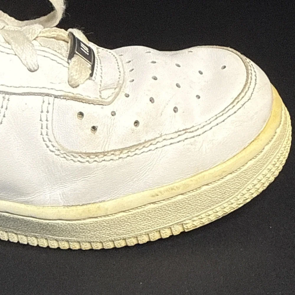 Size 6.5 - Nike Air Force 1 '07 White W